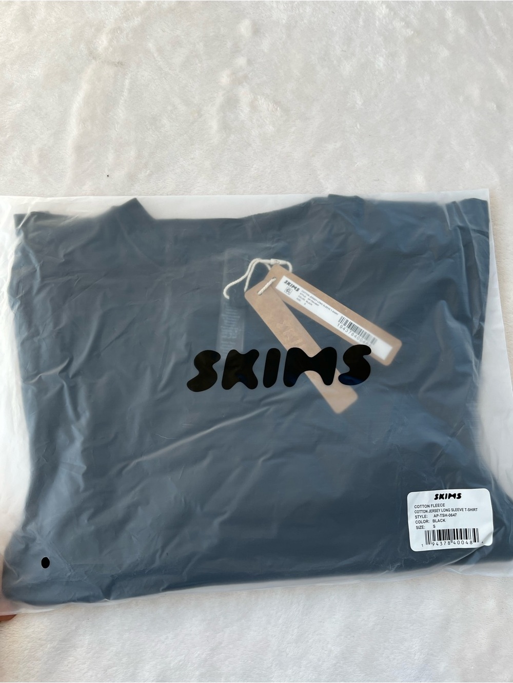 SKIMS Long Sleeve Tee in Black